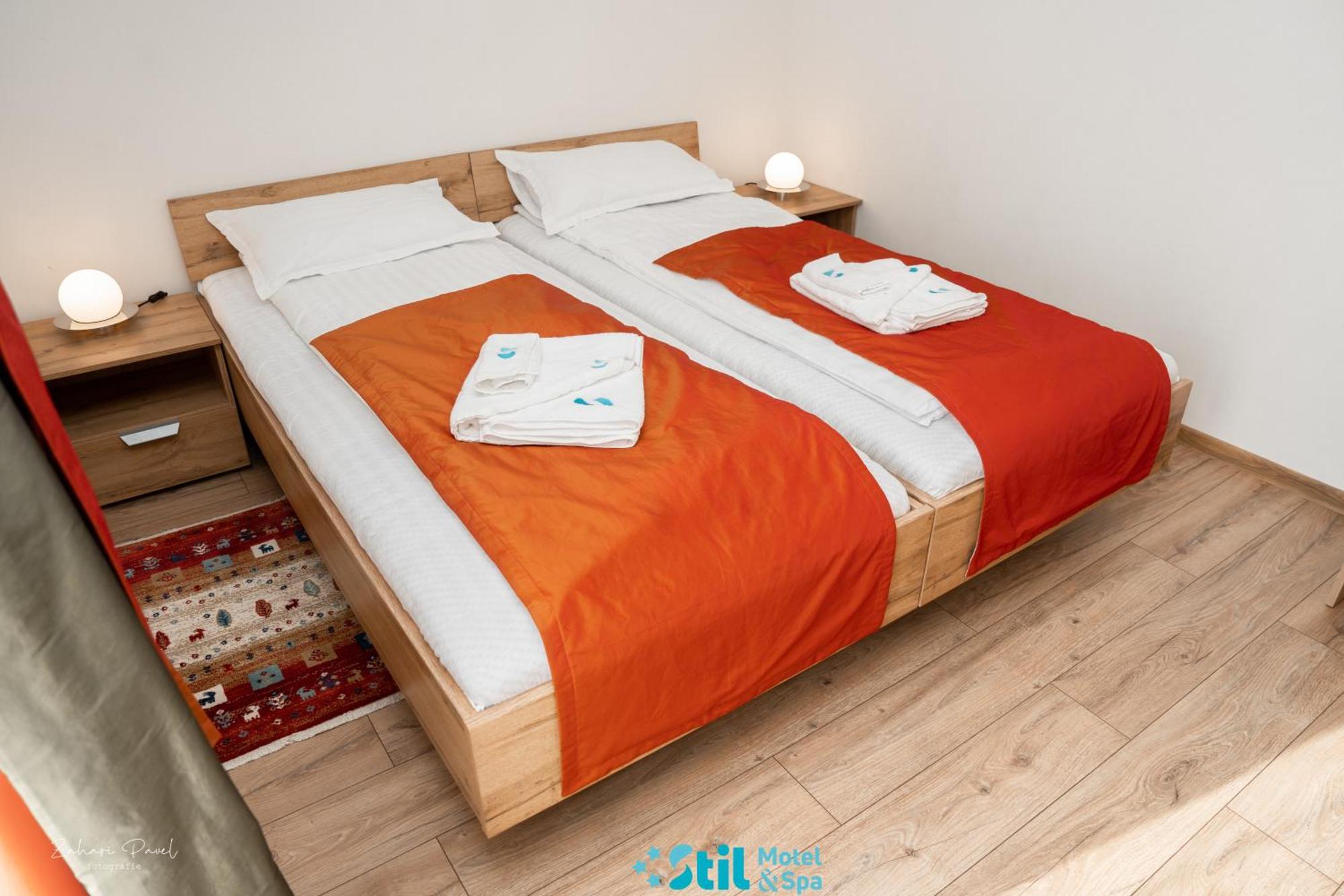 Stil Motel & Spa Tasnad Eksteriør bilde