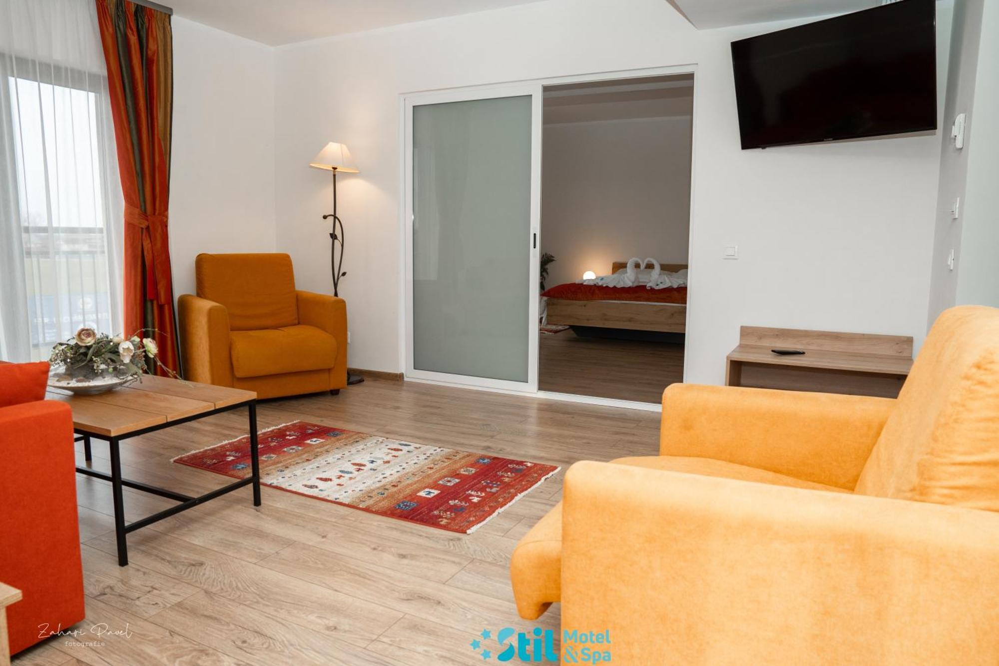 Stil Motel & Spa Tasnad Eksteriør bilde