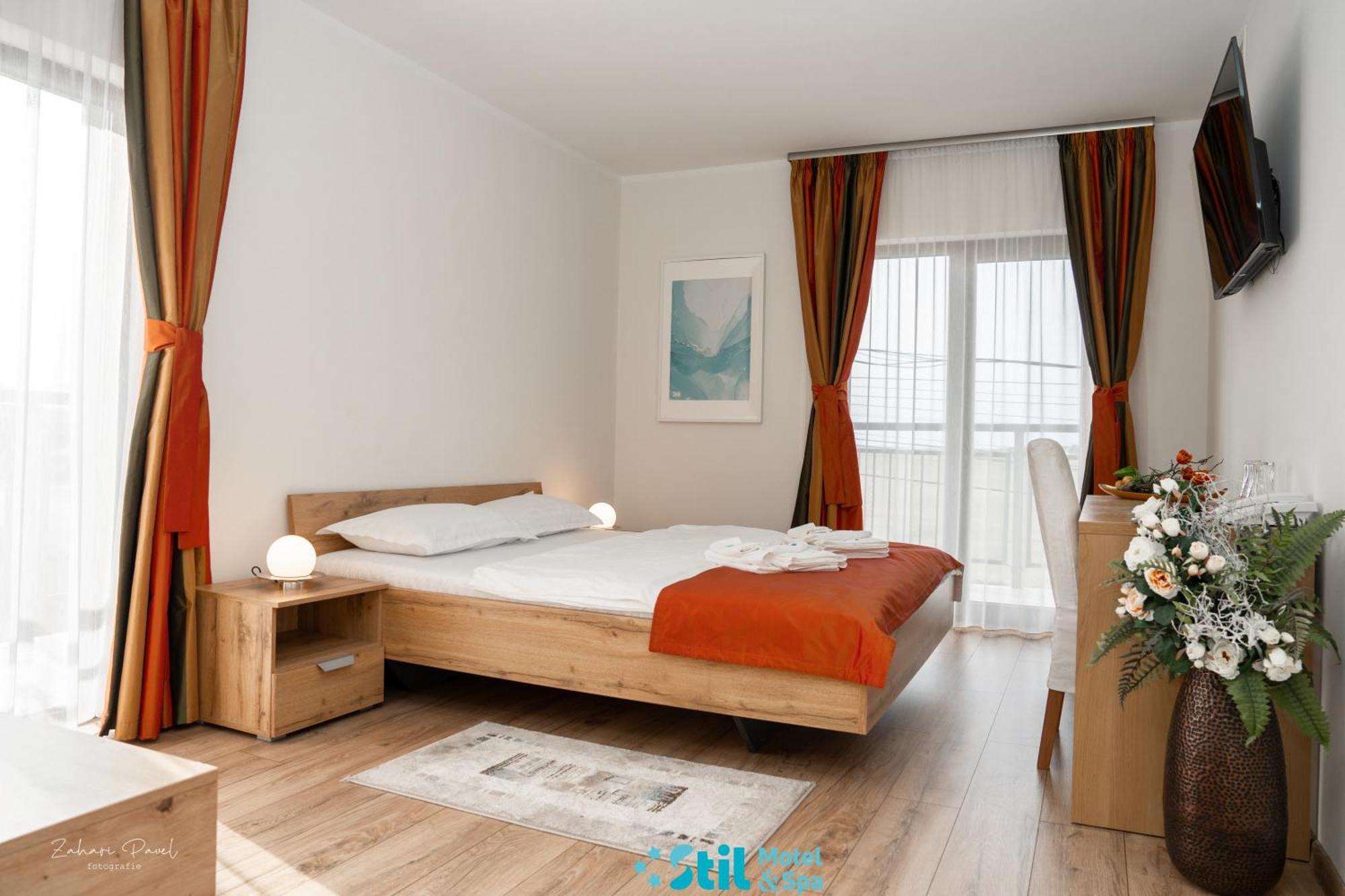 Stil Motel & Spa Tasnad Eksteriør bilde