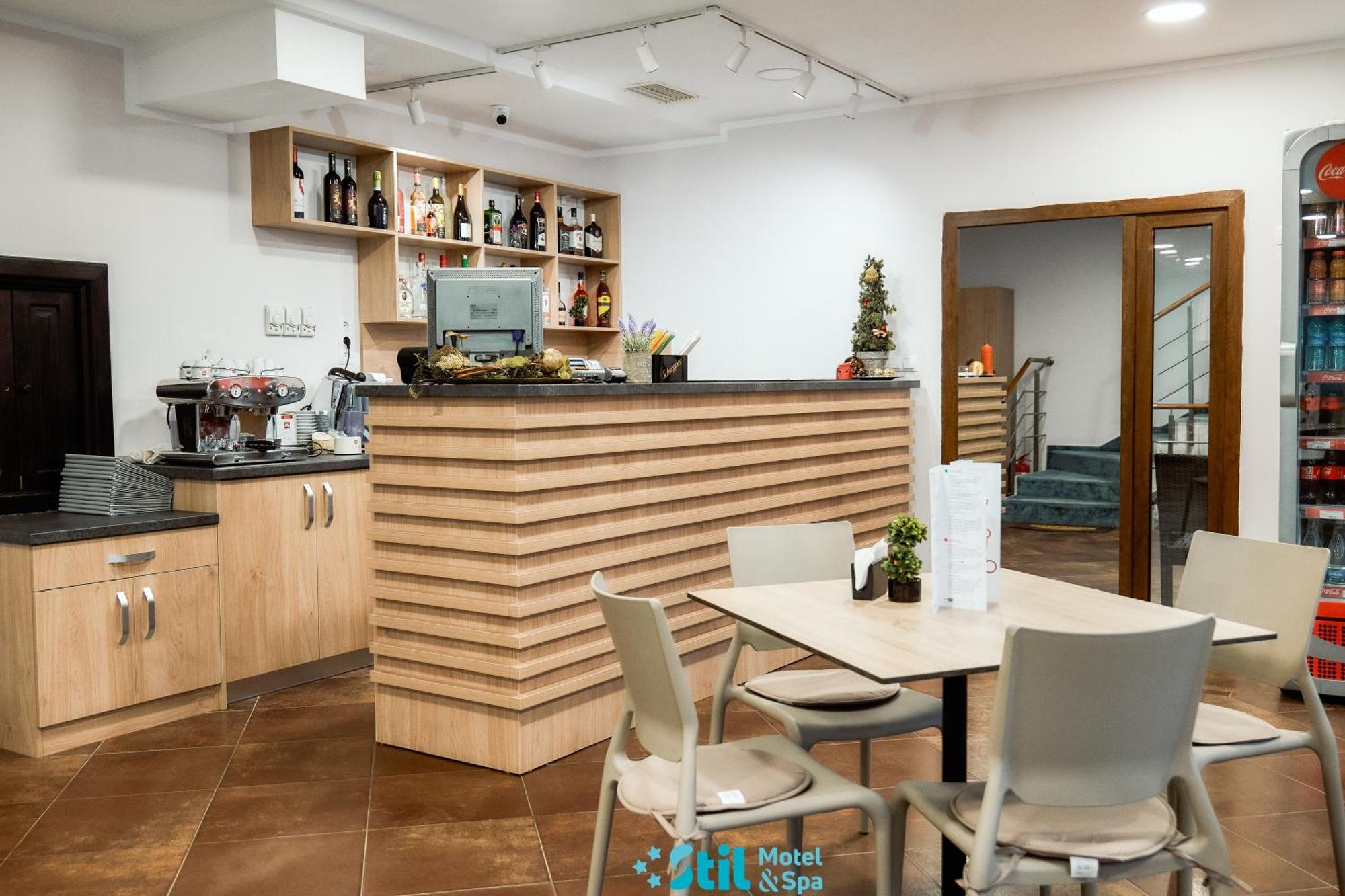 Stil Motel & Spa Tasnad Eksteriør bilde