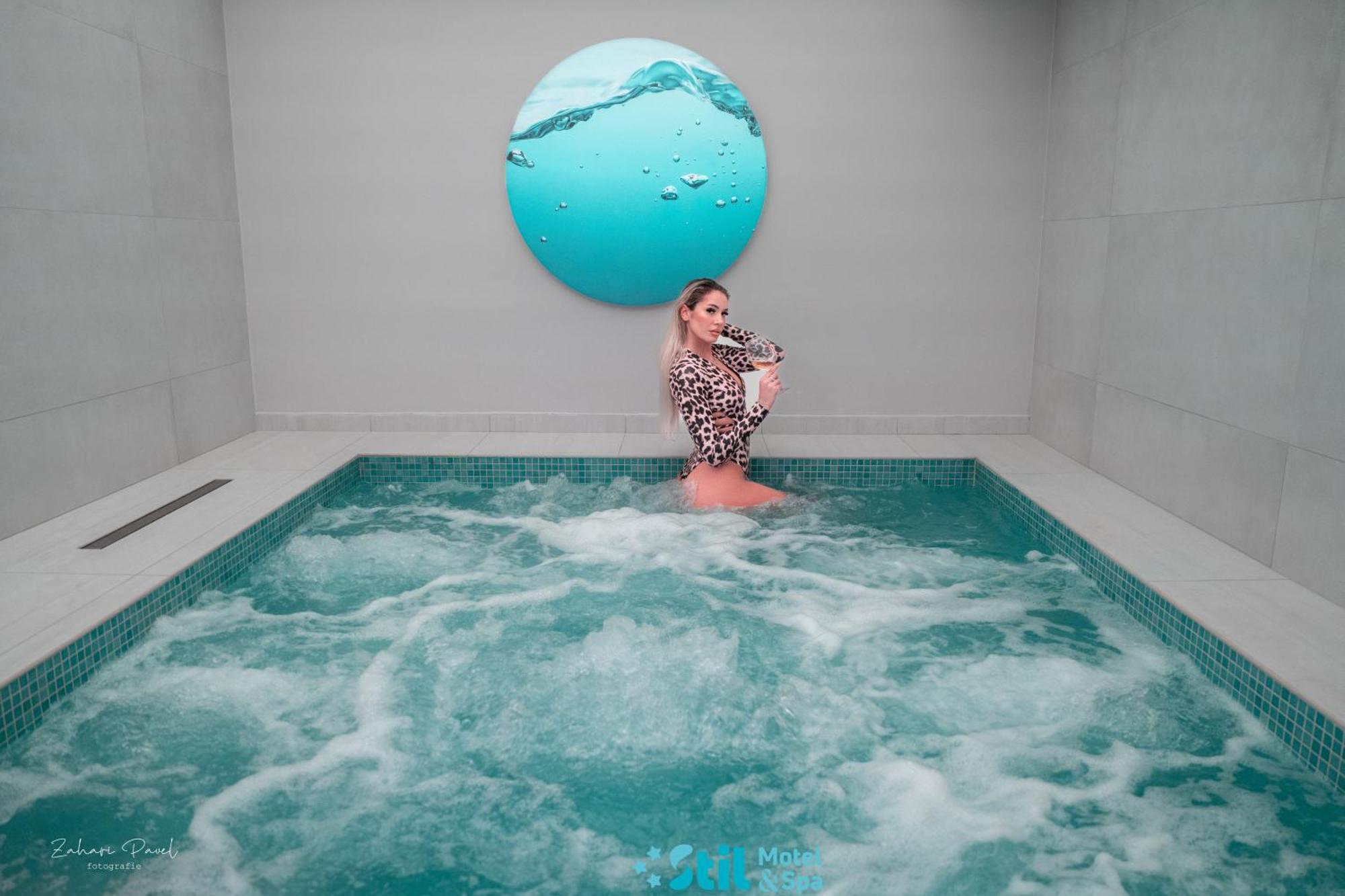 Stil Motel & Spa Tasnad Eksteriør bilde