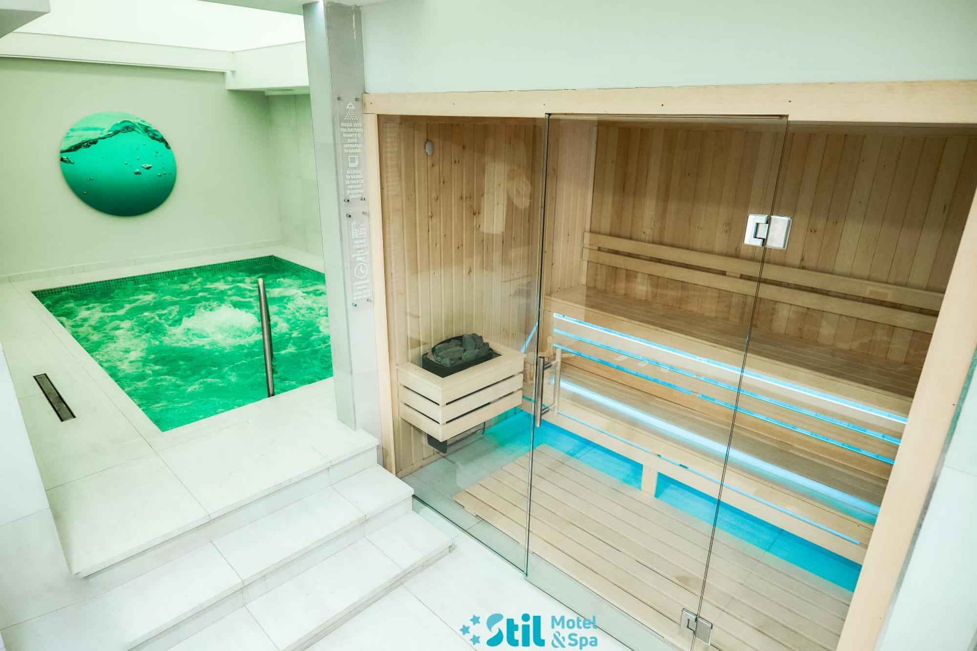 Stil Motel & Spa Tasnad Eksteriør bilde